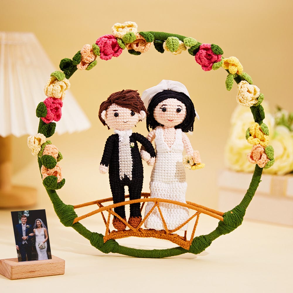 Custom Crochet Doll Personalized Gifts Handmade Mini Look alike Dolls Wedding Couple with Flower Circle - DigiVirt