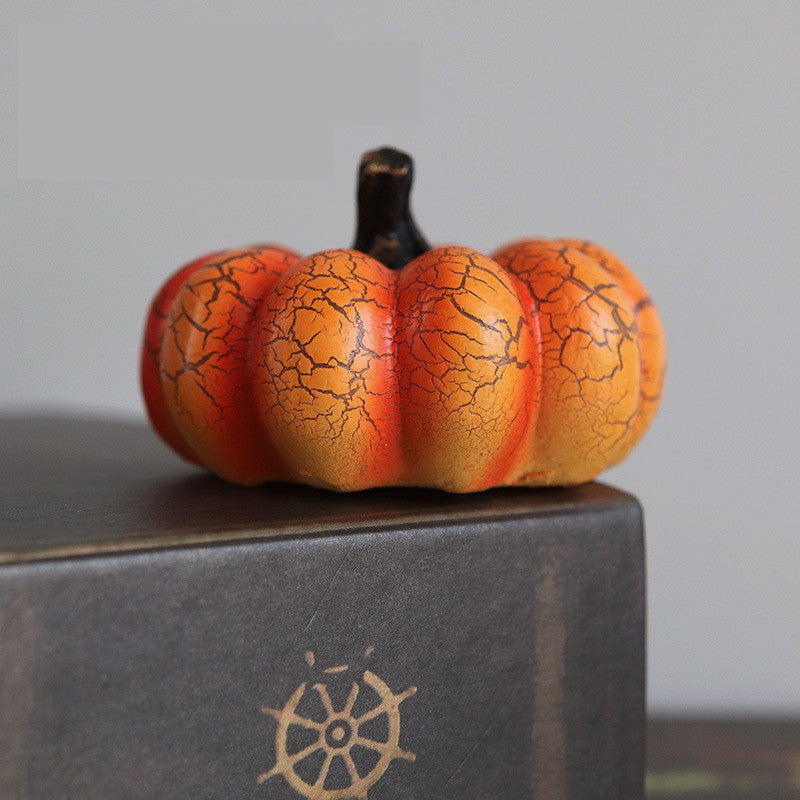 New Halloween Pumpkin Lantern Simulation Pumpkin LED Candle Lamp Resin Luminous Pumpkin - DigiVirt