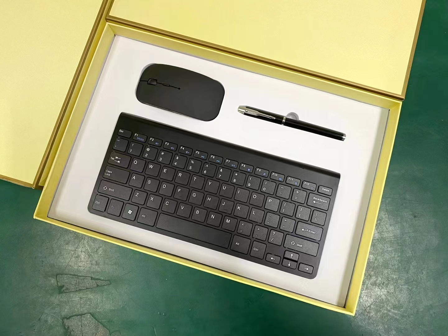 Business Gift Suit Gift Gift Box Wireless Keyboard Mouse Conference Bank Anniversary Activity Creative Gift