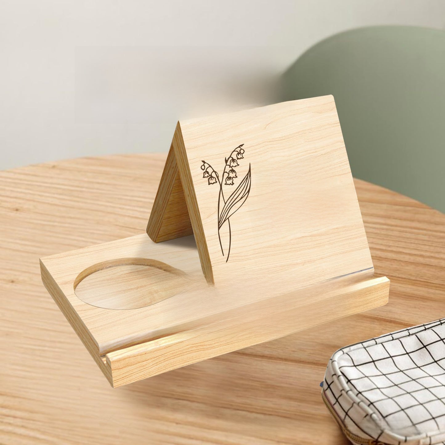 Personalized Solid Oak Triangle Bookshelf Bookshelf Christmas Birthday Gift For Book Lovers