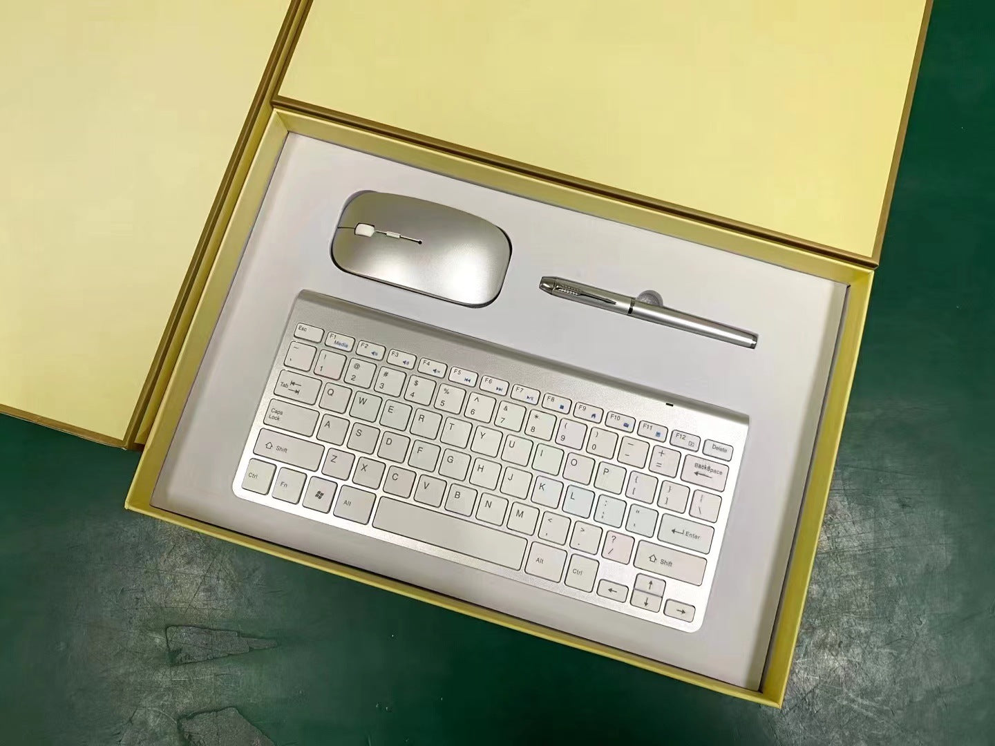 Business Gift Suit Gift Gift Box Wireless Keyboard Mouse Conference Bank Anniversary Activity Creative Gift