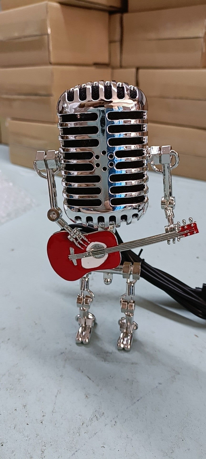 Vintage Old-Fashioned Microphone Table Lamp Microphone Robot Lamp Home Furnishings - DigiVirt
