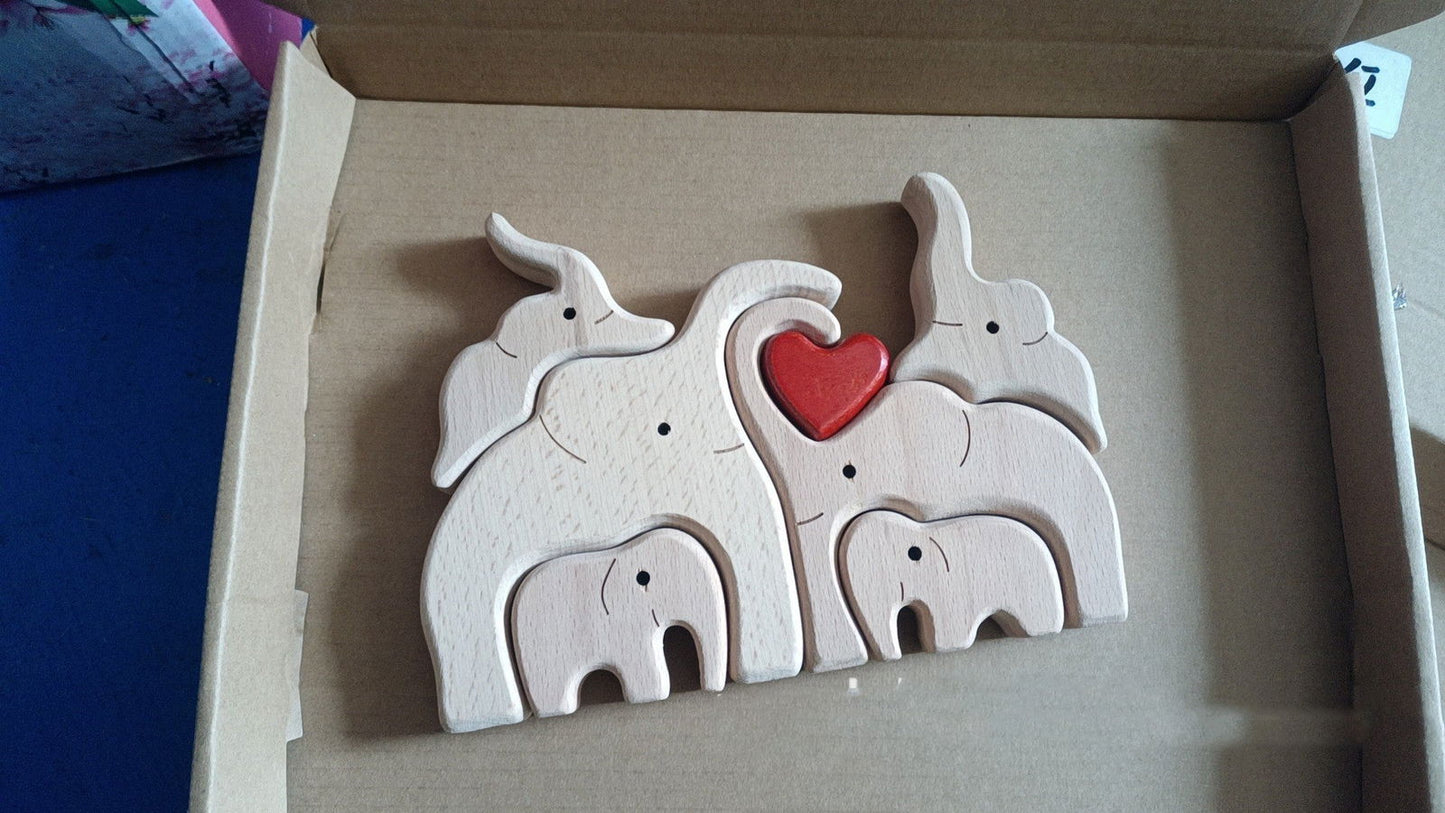 Wooden Statue Plaque Elephant Family Wood Decor Family Names Personalized Gift - DigiVirt