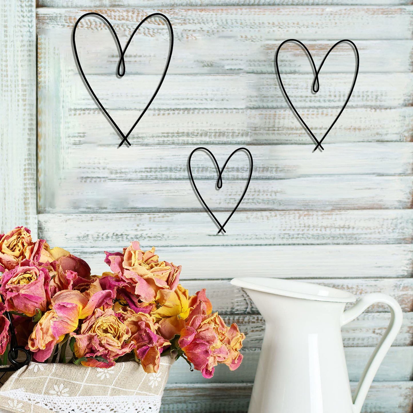 4 Pieces Metal Heart Wall Art Décor, Love Heart Wall Decoration Sign Metal Wall Ornaments for Valentine's Day Bedroom Living Room Decoration (Black) - DigiVirt