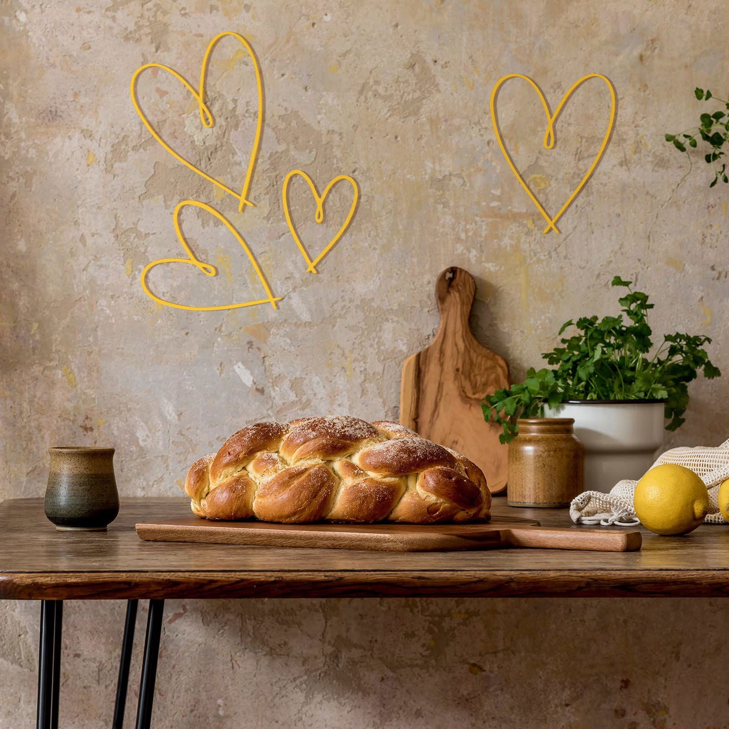 4 Pieces Metal Heart Wall Art Décor, Love Heart Wall Decoration Sign Metal Wall Ornaments for Valentine's Day Bedroom Living Room Decoration (Black) - DigiVirt