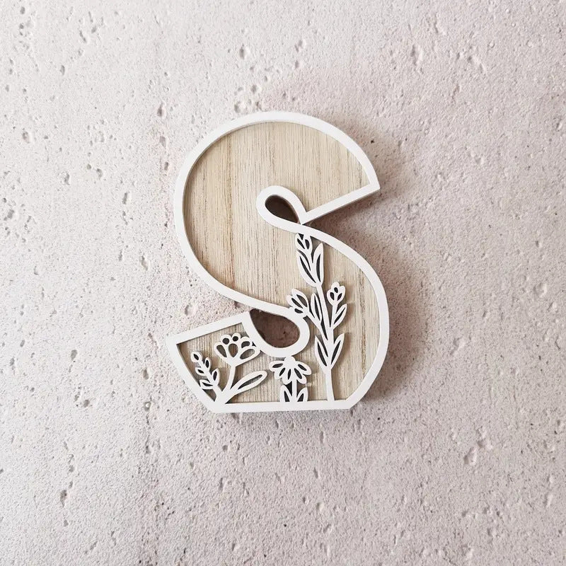 New Wood Decoration Carving Letter Ornaments Flower Pattern Design Home Crafts Ornaments Advanced Sense - DigiVirt