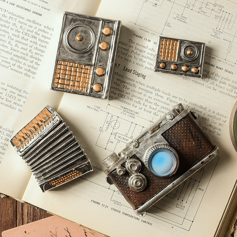 Nostalgic Retro Resin Ornaments Crafts Home Decoration Phonograph Mini Small Ornaments Photography Props Camera