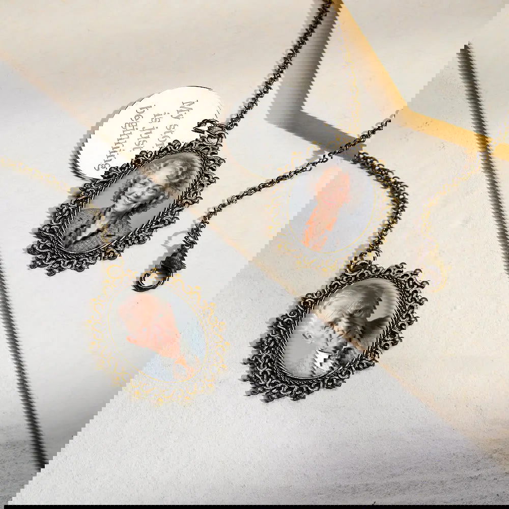 Personalized Wedding Bouquet Graduation Cap Photo Charm with Engraved Charm for Graduation Wedding Gifts - DigiVirt