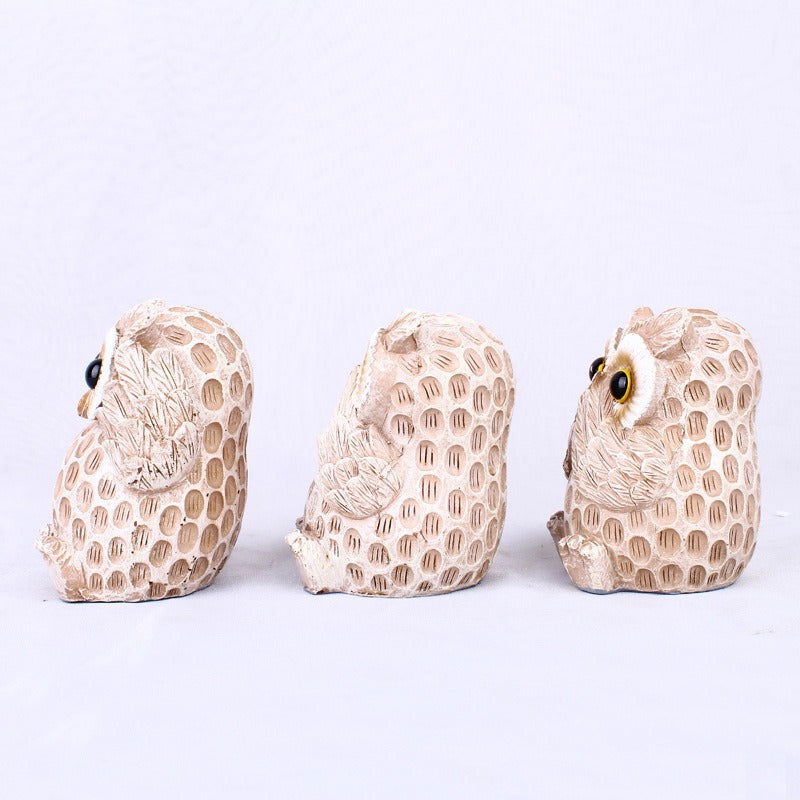 Resin Crafts European Style Cute and Cute Owl Wine Cabinet, Living Room, Office Table, Home Decoration - DigiVirt