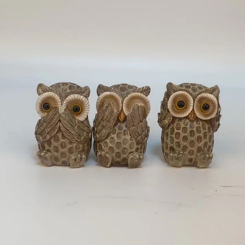 Resin Crafts European Style Cute and Cute Owl Wine Cabinet, Living Room, Office Table, Home Decoration - DigiVirt