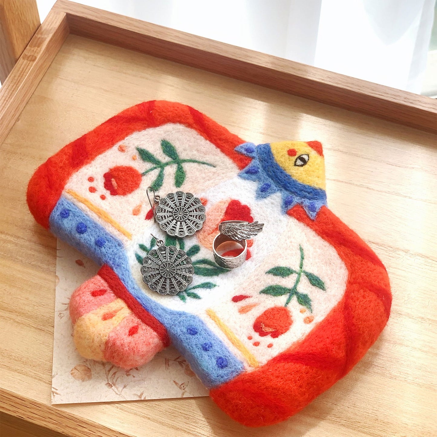 Stylish Felt Tray Decoration for Home Decoration Elegant Display - DigiVirt